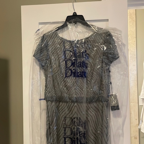 Adrianna Papell - beaded blue dress, size 6 - Picture 4 of 5